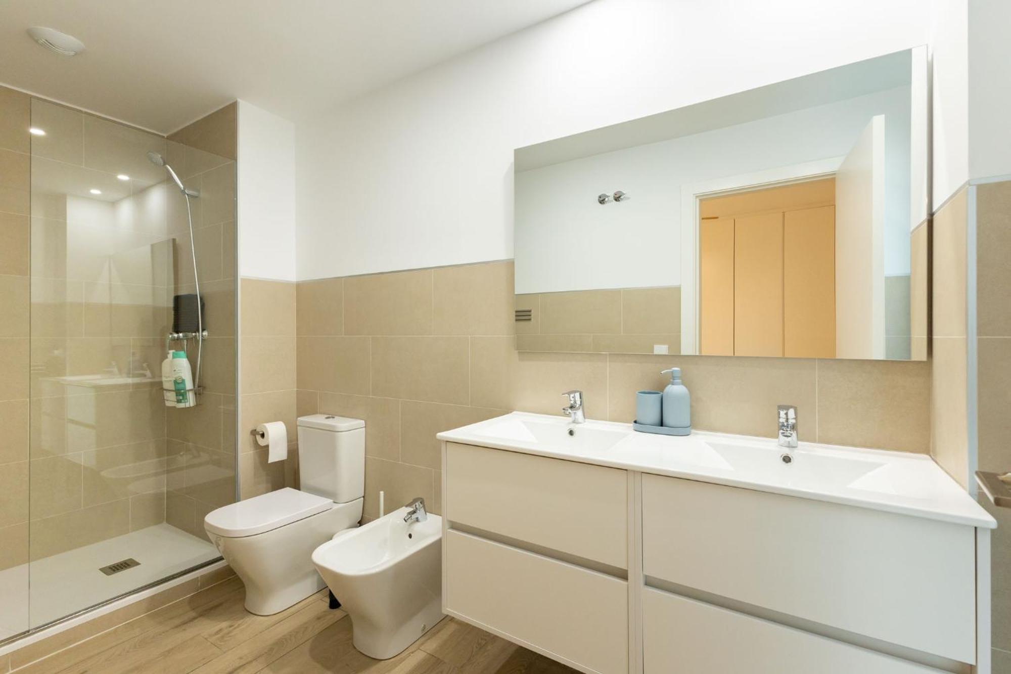 Charming 2 Bedroom Apartment By Torre Del Oro By Ocityzen 세비야 외부 사진